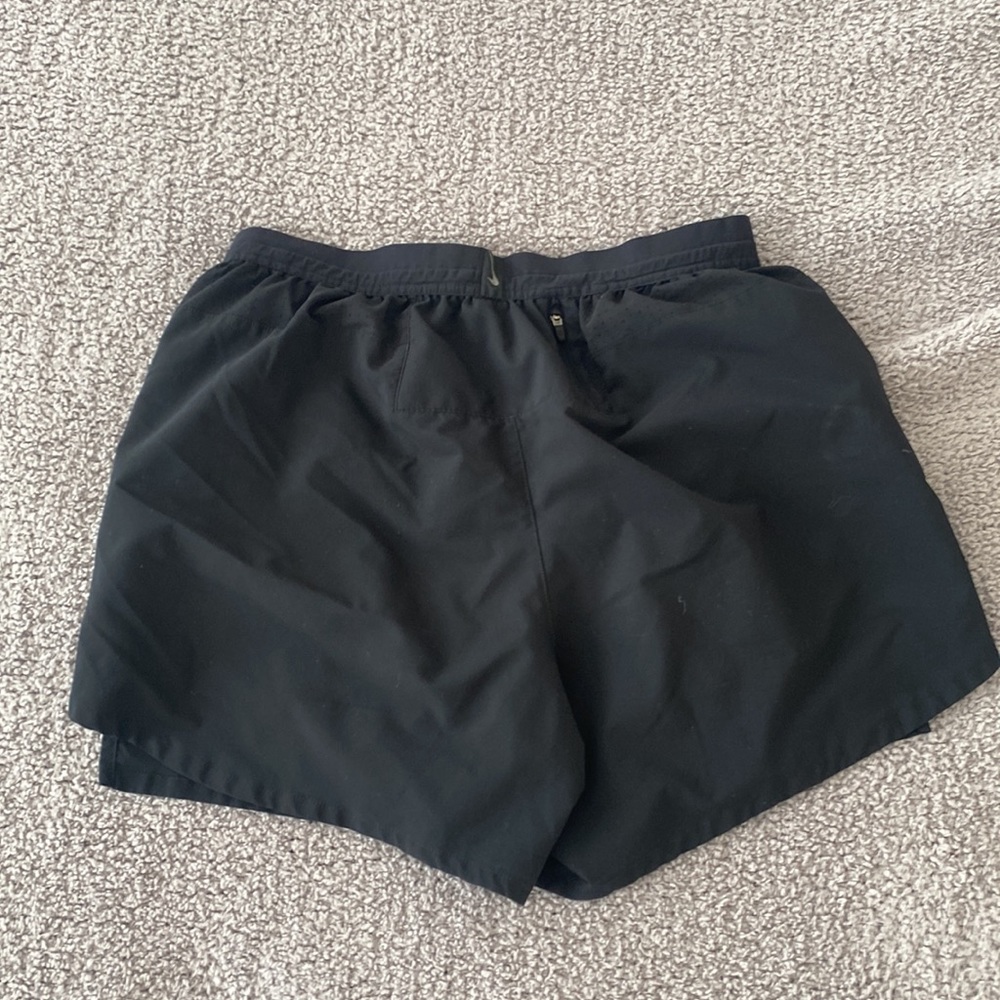 Nike Stride 5” Shorts sz L EUC - Picture 6 of 7